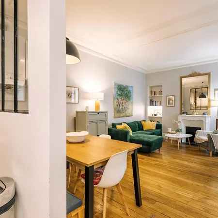 Διαμέρισμα Guestready - Spacieux Et Exquis Dans Le 17eme